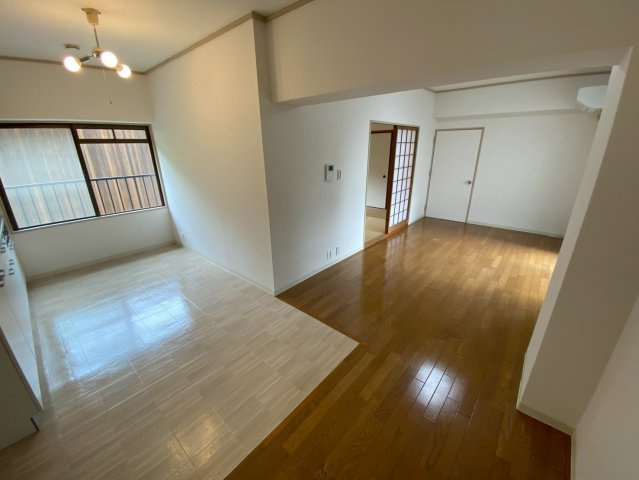 ライオンズマンション御影第5の居間・リビング