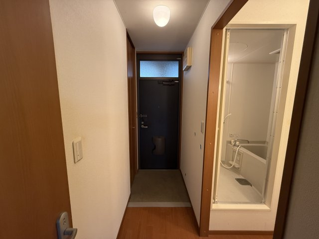 ヴィラコート服部の玄関