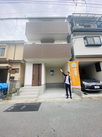 太秦木ノ下町の外観