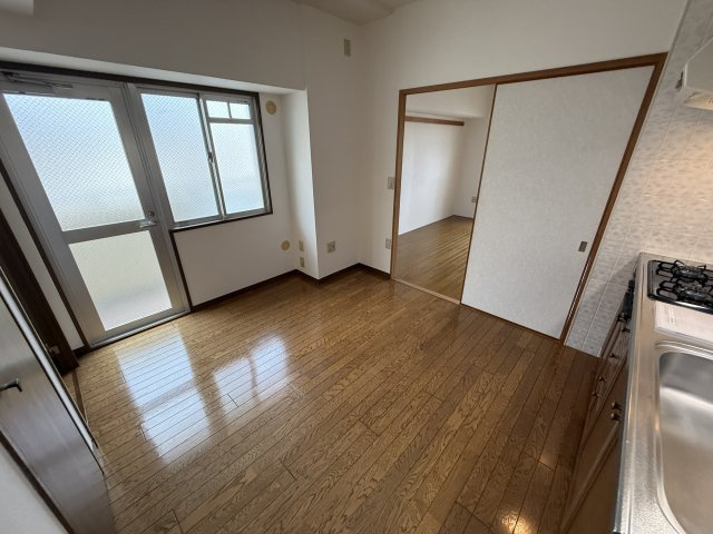 シティコート曽根東町三番館の居間・リビング