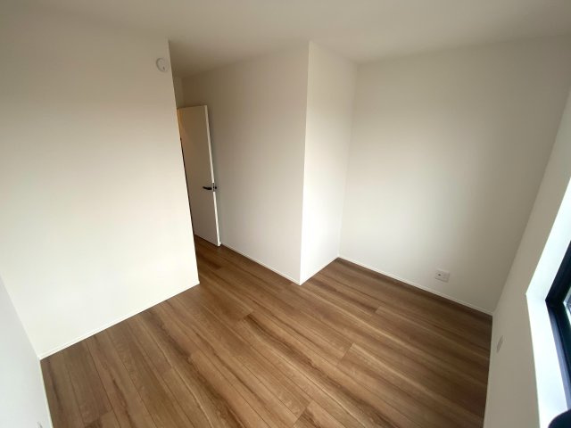 向島二ノ丸町の洋室
