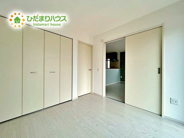 【玄関】 | 石岡市茨城1期　新築戸建　2号棟 | 丁度良い靴箱のサイズ♪これだけあれば家族全員の靴がしまえてスッキリ(^O^)