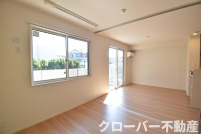 【洋室】 | シャンゼリーゼ | 洋室４．５帖～ＬＤＫ１１帖