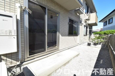 【庭】 | シャンゼリーゼ | 専用庭