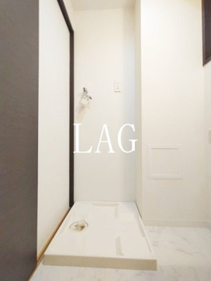 【設備】 | グランティアラ東京ＥＡＳＴ | 室内洗濯機置き場です。