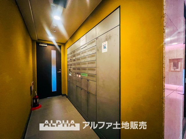 パレステージ中神の設備|【Post】
◆ポスト◆共用部は管理の行き届いた綺麗なスペース。いつも明るく家族を、来客を出迎えてくれる大切な場所です。