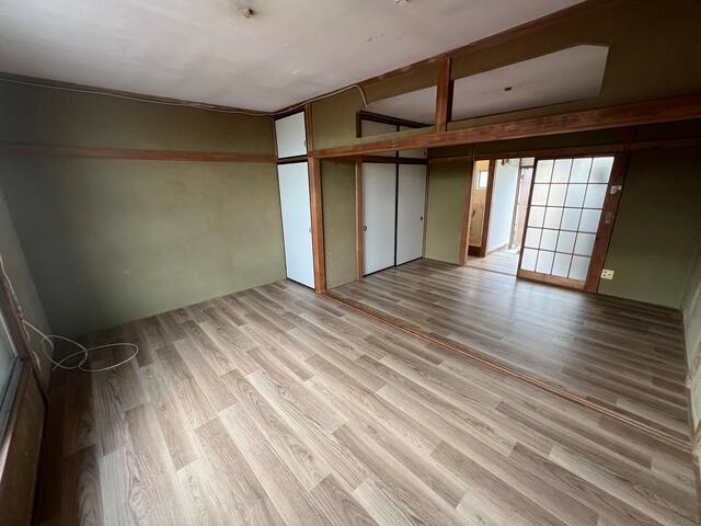 こんでいハウスの居間・リビング|別部屋参照