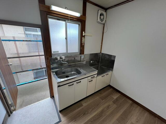 こんでいハウスのキッチン|別部屋参照