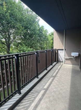 【バルコニー】