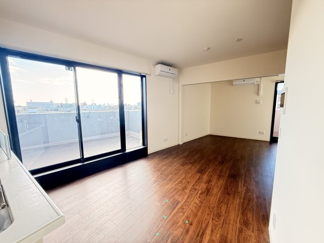 RA-ASHIYAのキッチン