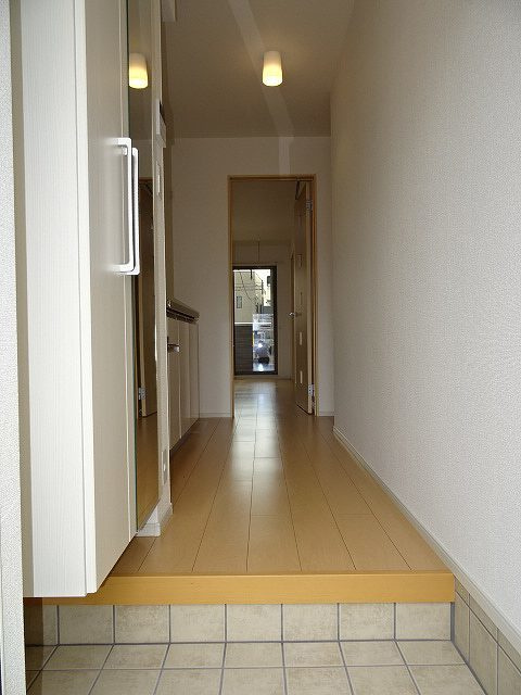 ラフレシール あきる野の玄関