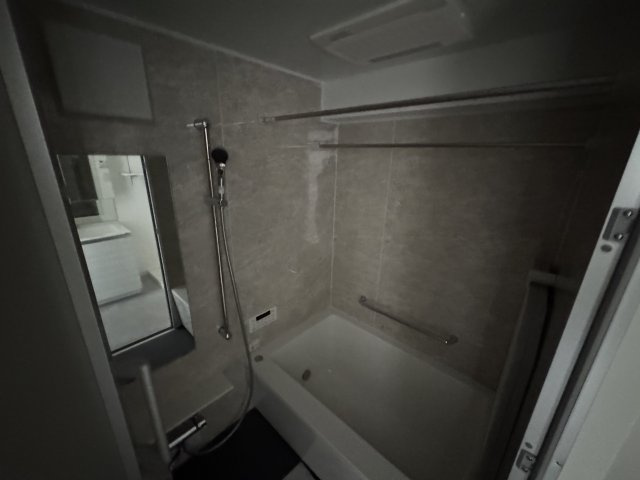 グリュックメゾンF豊中ⅩⅤの浴室