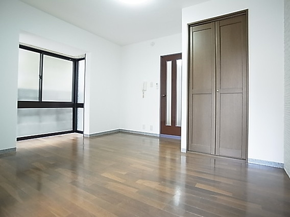 ラフィーヌ六甲の洋室