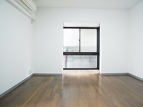 ラフィーヌ六甲の洋室