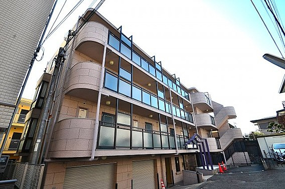 ラフィーヌ六甲の外観