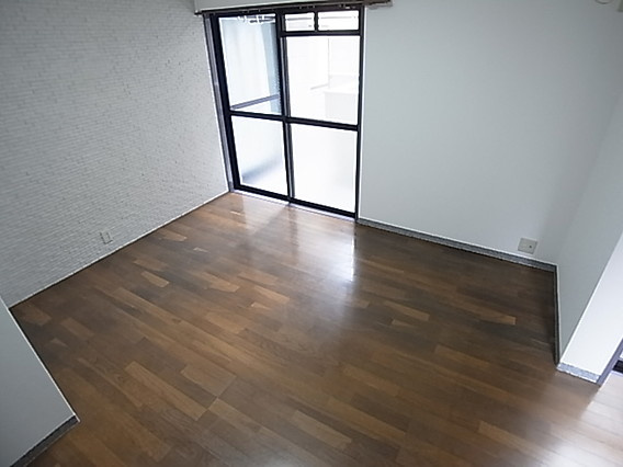 ラフィーヌ六甲の居間・リビング