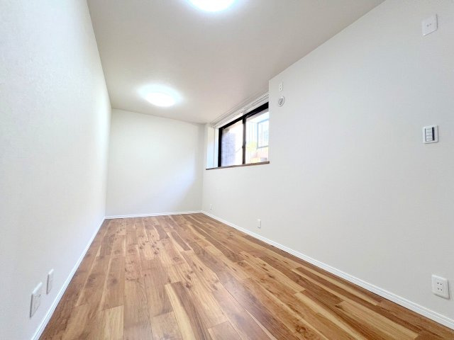 ドラゴンマンション立川壱番館の洋室