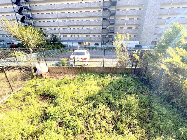 ドラゴンマンション立川壱番館の庭