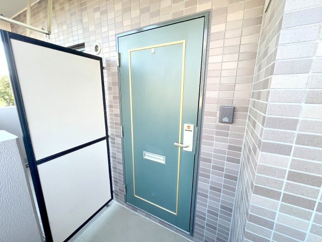 ドラゴンマンション立川壱番館の玄関