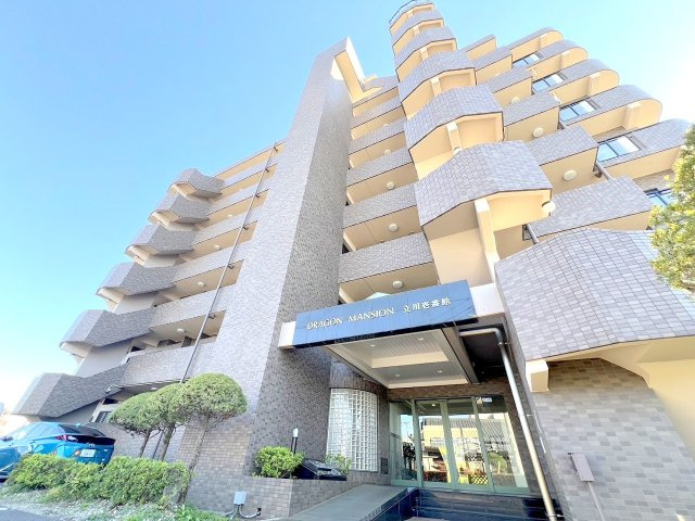 ドラゴンマンション立川壱番館の外観