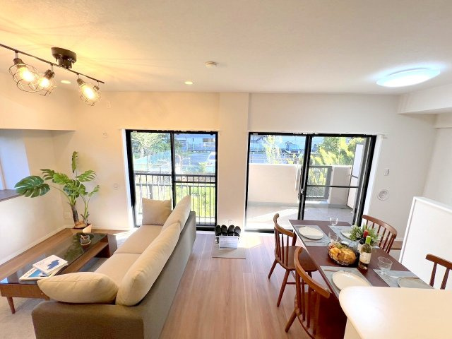 ドラゴンマンション立川壱番館の居間・リビング