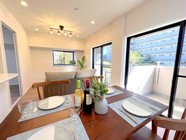 ドラゴンマンション立川壱番館の居間・リビング