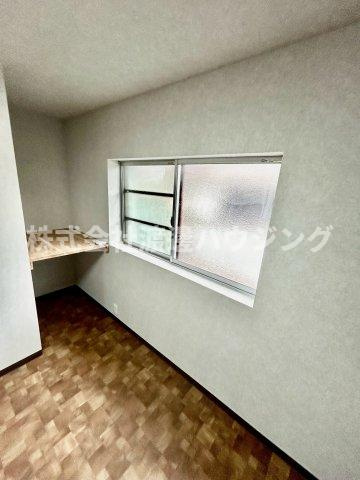 花園東町１丁目テラスハウスのその他|窓