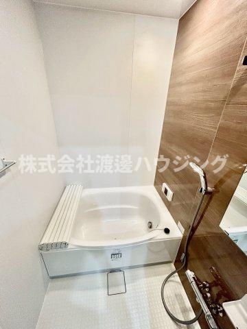 花園東町１丁目テラスハウスの浴室