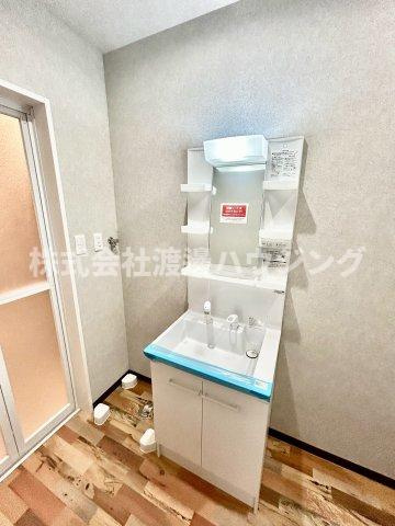 花園東町１丁目テラスハウスの洗面所