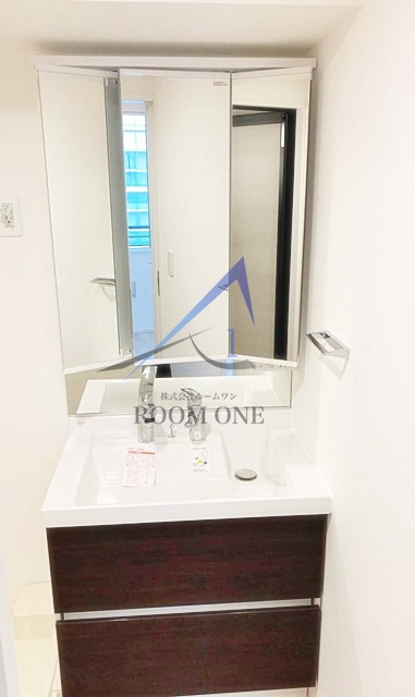 ラ・ヴィエルジュ白金の洗面所|洗面台です。