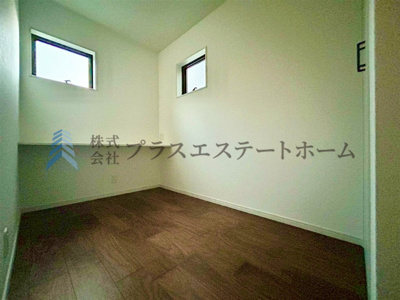 【その他】 | 垂水区山手8丁目　新築戸建 | リビング横の家事室♪カウンター付きでアイロンをかけたりするのに便利です♪