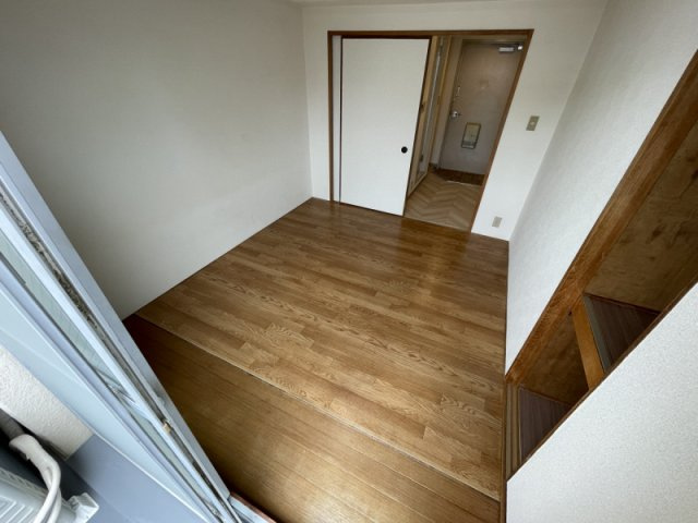 メゾン三宮の居間・リビング