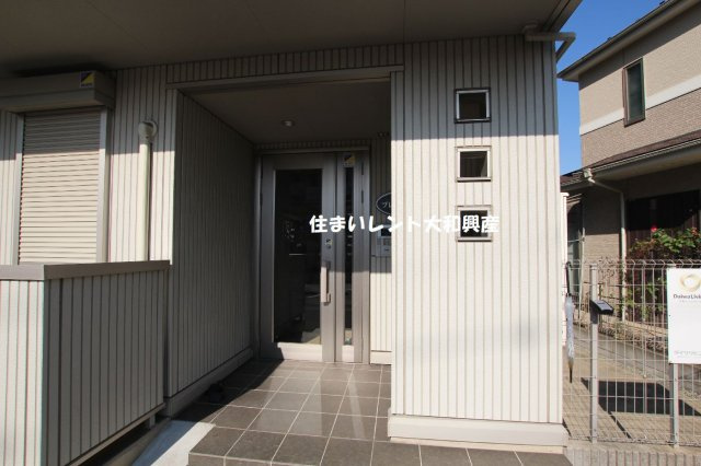 プレヴェール南林間のエントランス