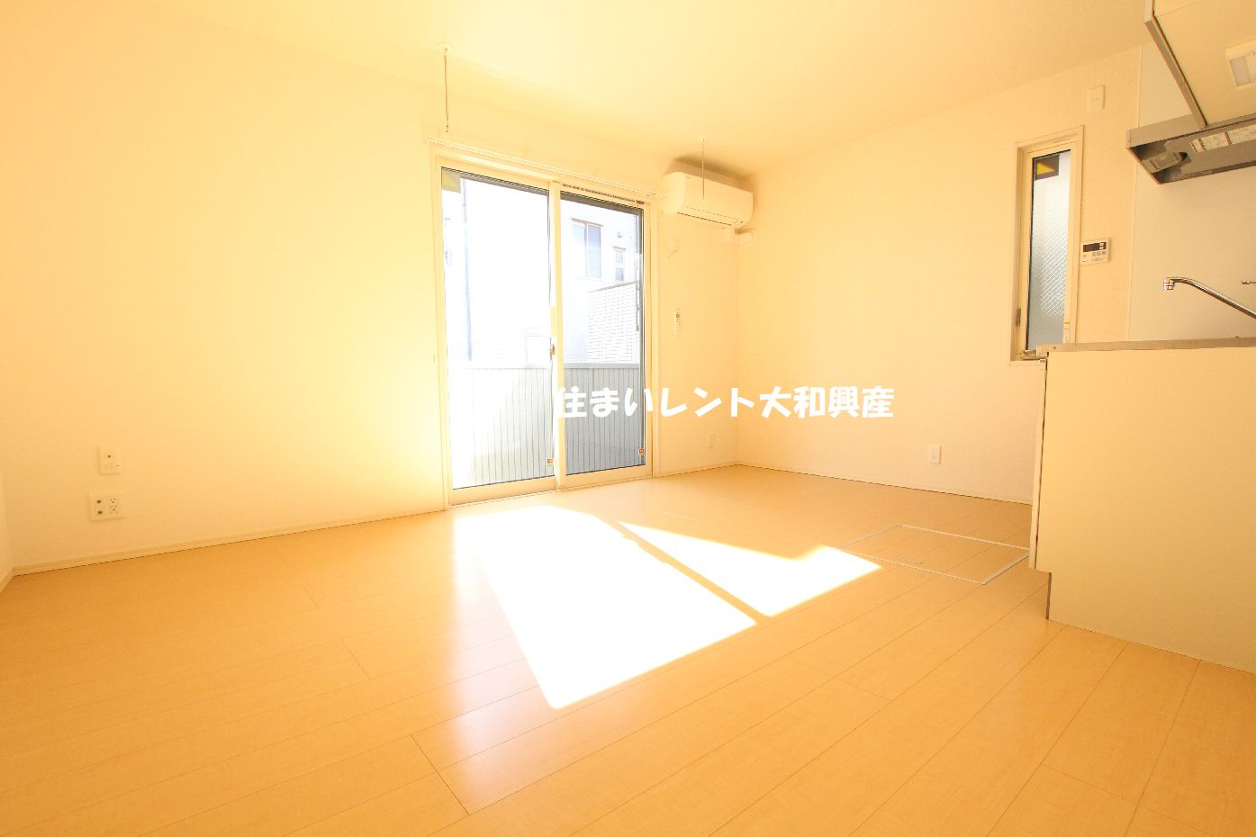 プレヴェール南林間の居間・リビング