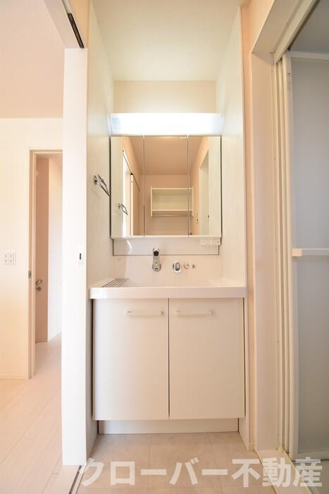 ロセートの独立洗面台|洗髪洗面化粧台