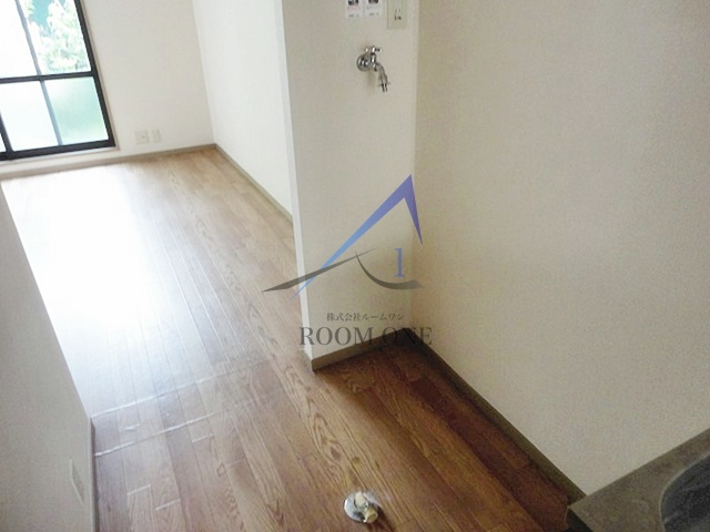 ＰＬＡＣＥ CＬＩＣＨＹの設備|洗濯機置き場です。