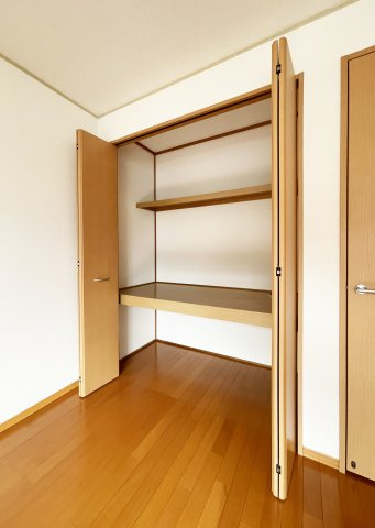 ルミエール A棟の収納