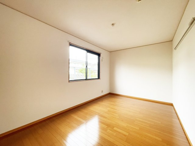 ルミエール A棟の居間・リビング