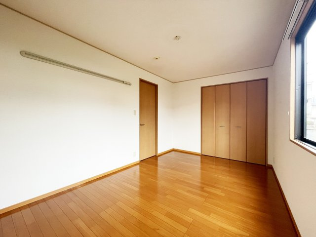 ルミエール A棟の居間・リビング