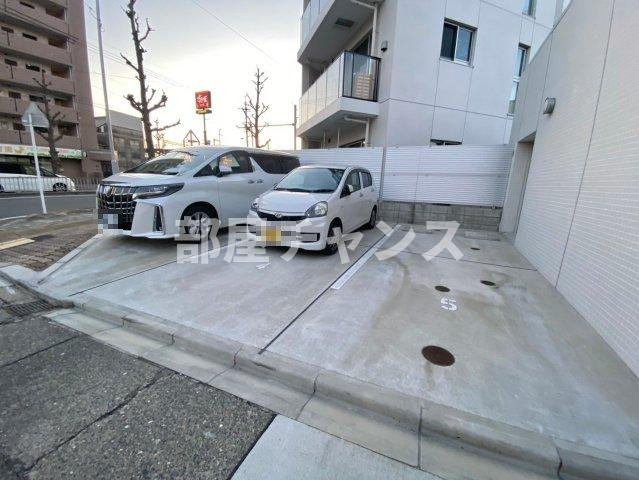 Comfort山王の駐車場