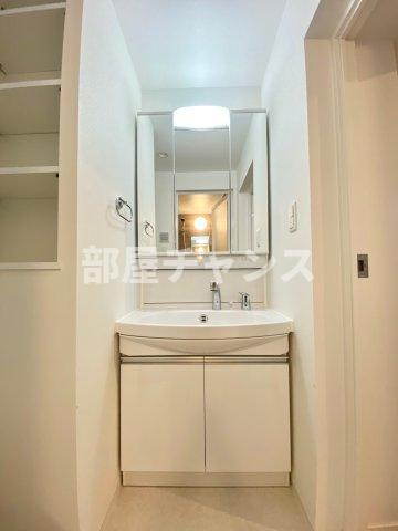 Comfort山王の洗面所