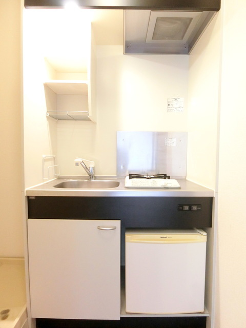 ビレッジ・バンガードのキッチン|★ガスキッチン★ミニ冷蔵庫付き★