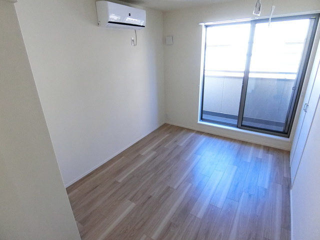 プチメゾン横山の居間・リビング