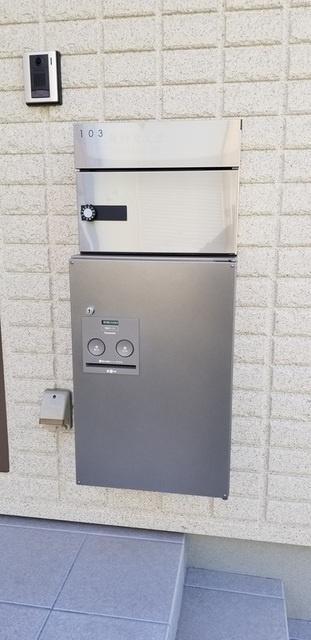 プチメゾン横山のエントランス