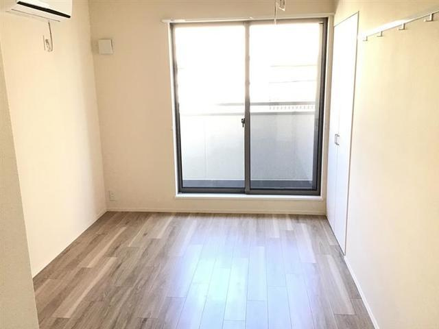 プチメゾン横山の居間・リビング