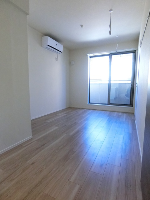 プチメゾン横山の居間・リビング