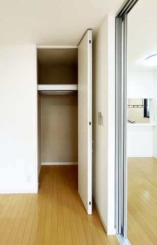 クラヴィエ南昭和 D棟の収納