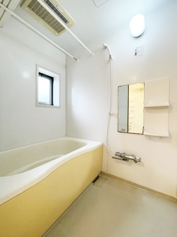 クラヴィエ南昭和 D棟の浴室