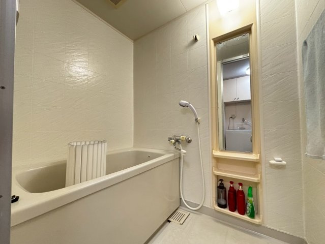 志津住宅の浴室