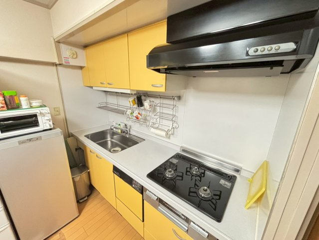 志津住宅のキッチン